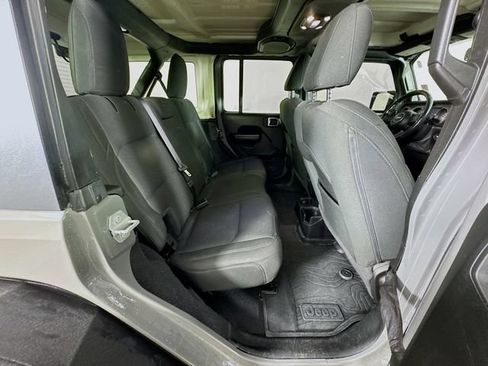 Used 2020 Jeep Wrangler Unlimited Sport AWD/4WD image 28