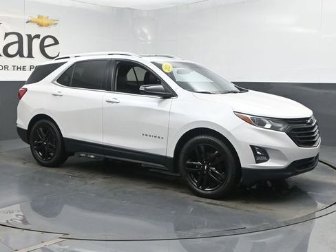 Used 2020 Chevrolet Equinox LT w/ Sport Edition FWD image 6