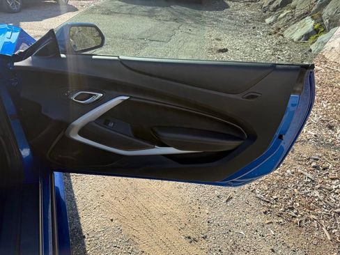 Used 2018 Chevrolet Camaro SS RWD image 16