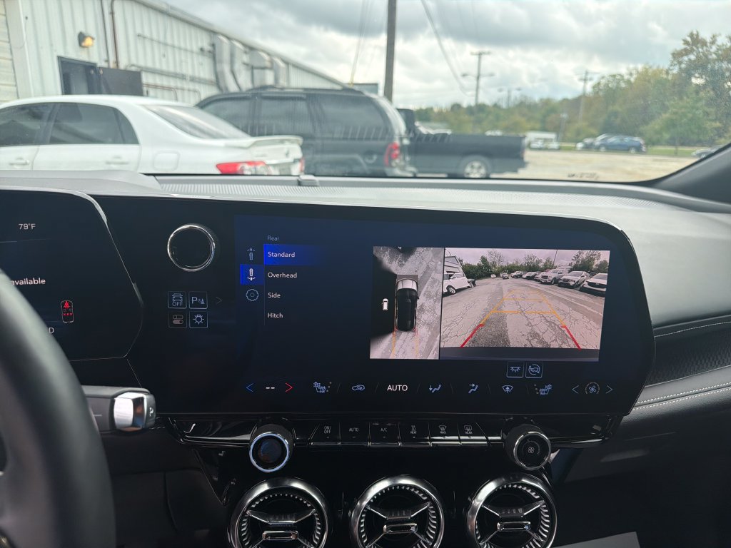 Used 2024 Chevrolet Blazer EV LT AWD/4WD image 23