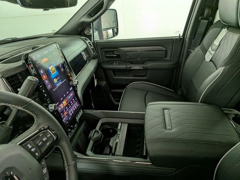 New 2026 RAM 3500 Limited AWD/4WD image 26
