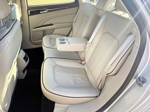 Used 2017 Ford Fusion Platinum image 6