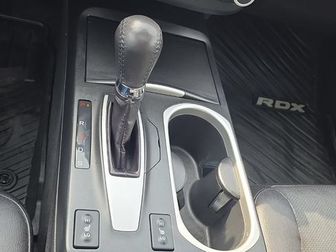 Used 2017 Acura RDX w/ Technology Package AWD/4WD image 30