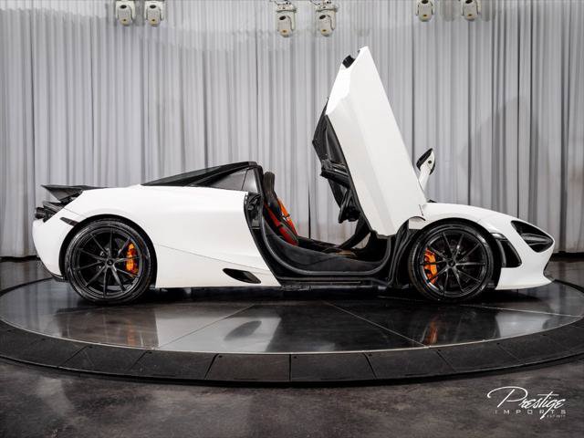 Used 2020 McLaren 720S Performance RWD image 31