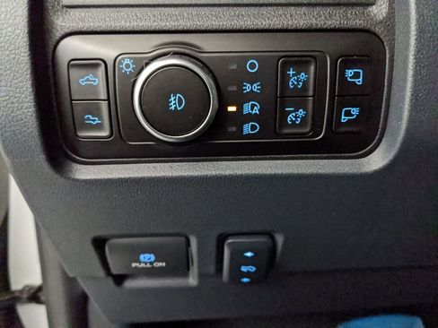 New 2026 Ford F250 Platinum w/ Tremor Off-Road Package image 19