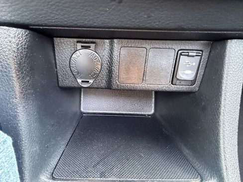 Used 2014 Toyota Corolla S FWD image 23