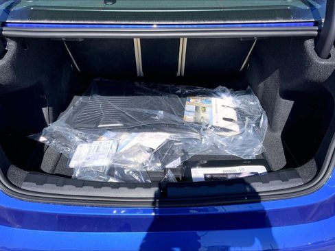 Used 2026 BMW 330i Sedan w/ M Sport Package image 19