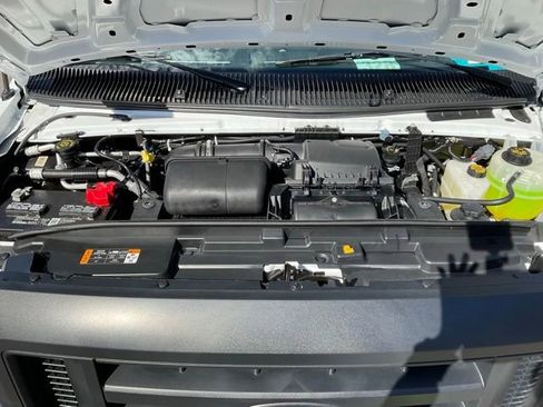 New 2024 Ford E-450 and Econoline 450 Super Duty w/ Driver's Safety Package image 9