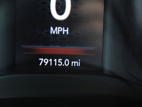 Used 2019 RAM 1500 Big Horn RWD image 2