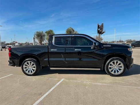 Used 2021 Chevrolet Silverado 1500 High Country image 2