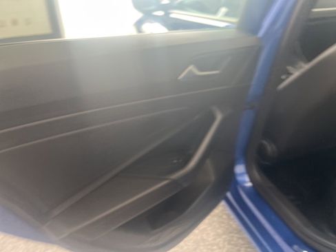 Certified 2023 Volkswagen Jetta Sport image 31