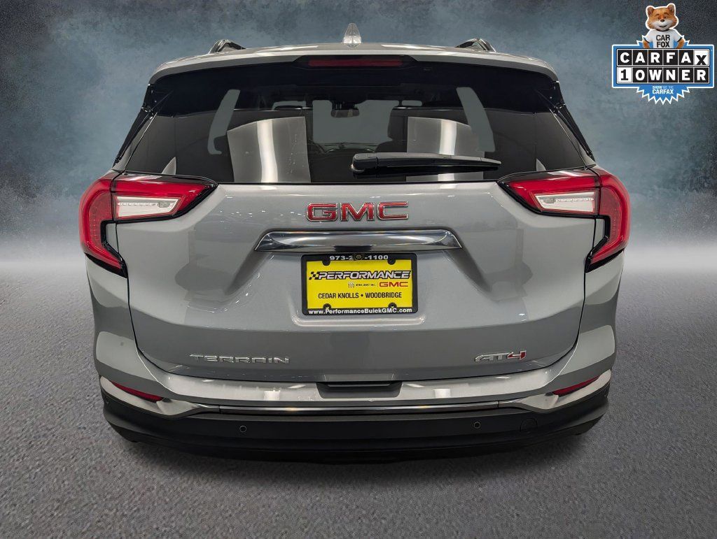 Used 2024 GMC Terrain AT4 w/ Tech Package AWD/4WD image 5