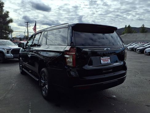 Used 2021 Chevrolet Suburban Z71 w/ Luxury Package image 5