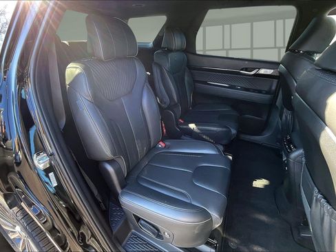 Used 2024 Hyundai Palisade Calligraphy image 25