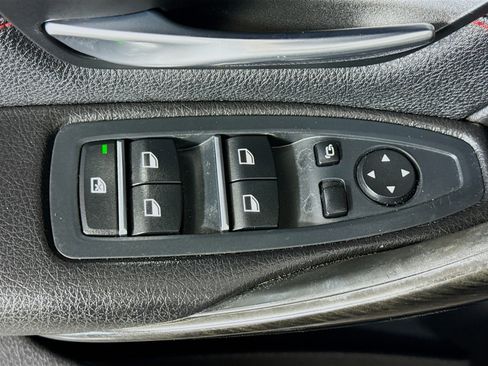 Used 2018 BMW 330i Sedan image 24