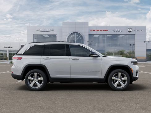 New 2025 Jeep Grand Cherokee Limited image 21