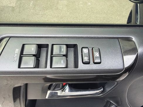 Used 2016 Toyota 4Runner Trail Premium AWD/4WD image 27