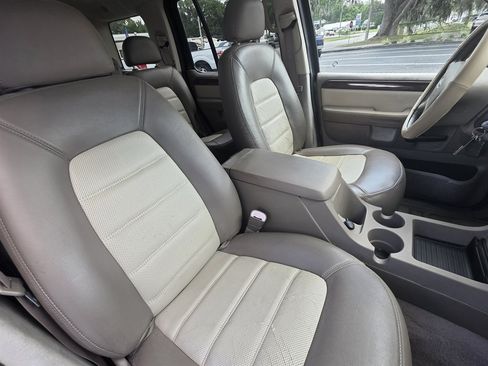 Used 2003 Ford Explorer Eddie Bauer RWD image 31