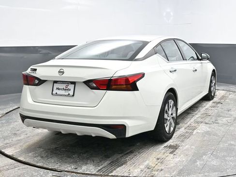 Used 2021 Nissan Altima 2.5 S image 6