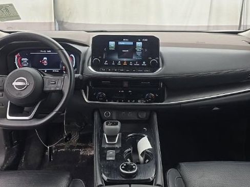 Used 2023 Nissan Rogue Platinum AWD/4WD image 5