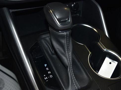 Used 2023 Toyota Highlander XLE image 13