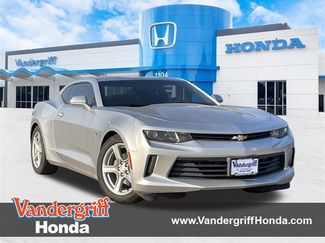 Used 2018 Chevrolet Camaro LT image 1