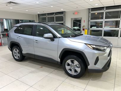 New 2025 Toyota RAV4 XLE w/ Convenience Package