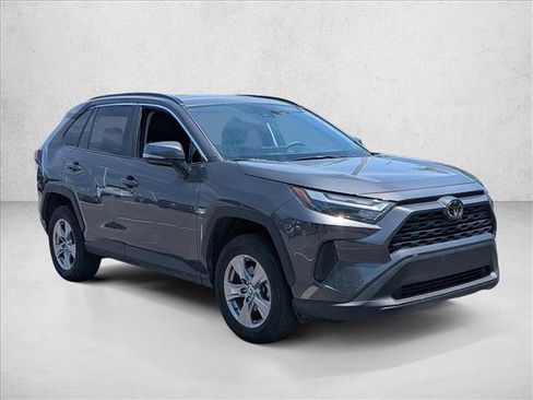 Used 2025 Toyota RAV4 XLE AWD/4WD image 3