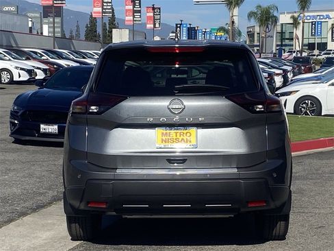 New 2026 Nissan Rogue SV image 3