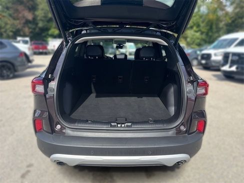 Certified 2023 Ford Escape Platinum image 11