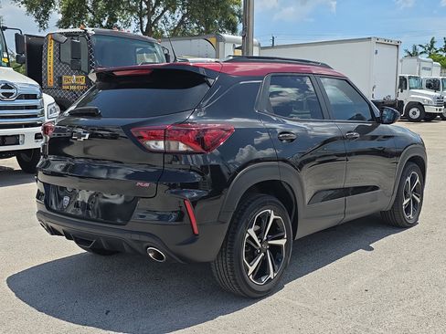 Used 2023 Chevrolet TrailBlazer RS FWD image 7