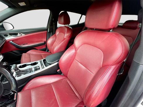 Used 2021 Kia Stinger GT image 18