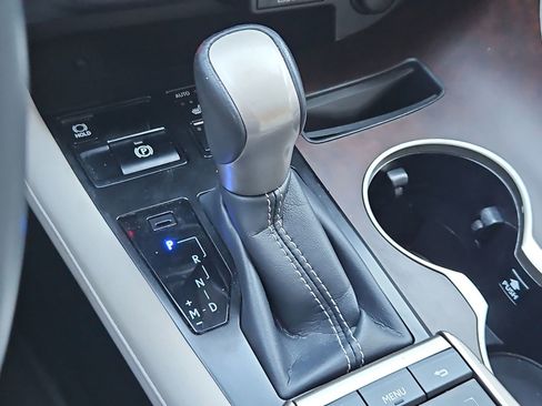 Used 2022 Lexus RX 350 FWD w/ Premium Package image 16