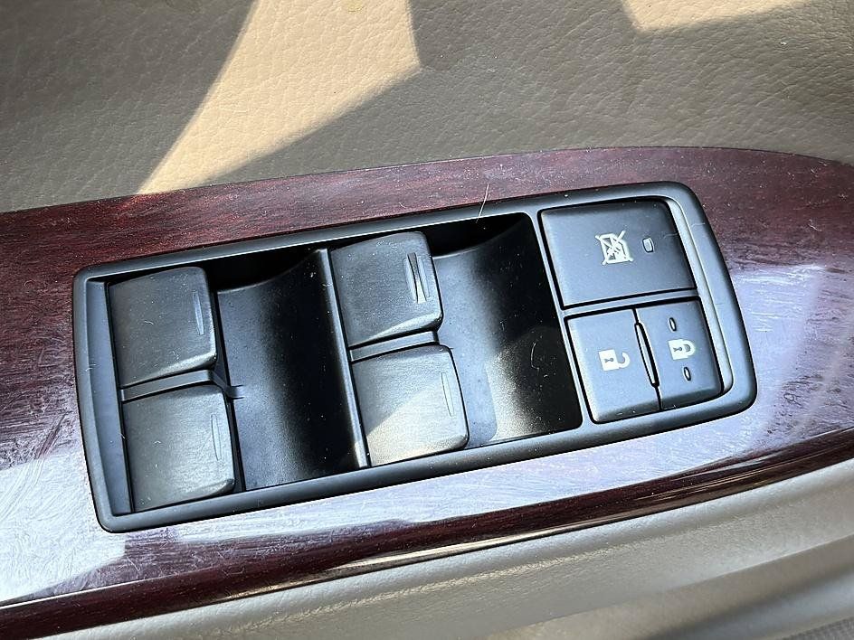 Used 2019 Lexus GX 460 Premium AWD/4WD image 16