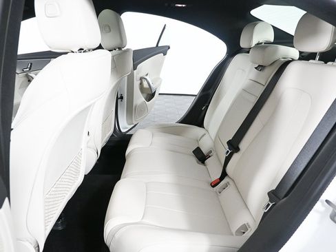 Used 2025 Mercedes-Benz CLA 250 image 19