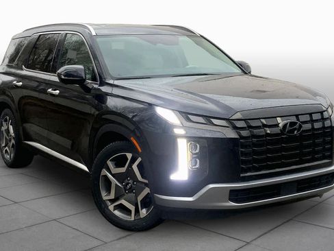 Used 2024 Hyundai Palisade Limited FWD image 5