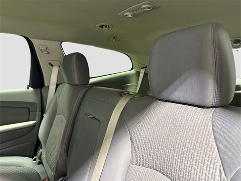 Used 2011 Chevrolet Traverse LS image 21