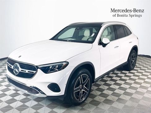 Used 2026 Mercedes-Benz GLC 300 4MATIC image 3