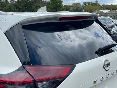 Certified 2023 Nissan Rogue SL w/ SL Premium Package AWD/4WD image 25