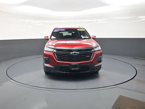 Used 2023 Chevrolet Traverse RS w/ LPO, Floor Liner Package AWD/4WD image 8