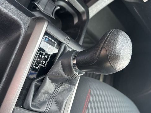 Used 2023 Toyota Tacoma SR5 AWD/4WD image 32