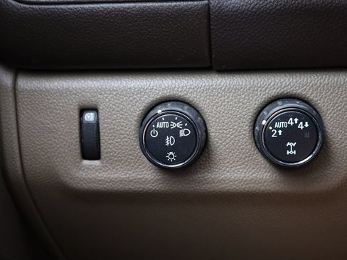 Used 2019 GMC Canyon SLE w/ SLE Convenience Package AWD/4WD image 18