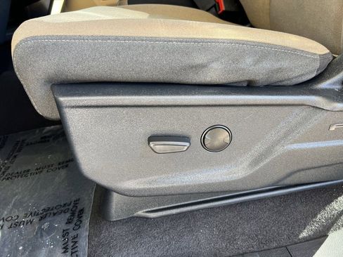 Used 2023 Ford F150 XLT image 15