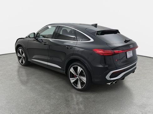 New 2025 Audi SQ5 Prestige image 7