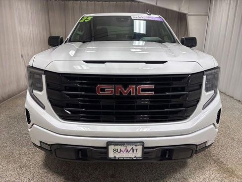 Used 2025 GMC Sierra 1500 Elevation image 8