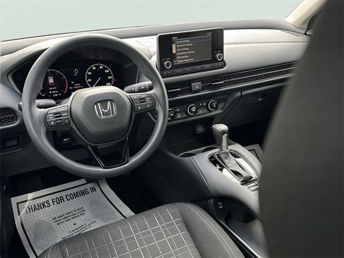 Certified 2025 Honda HR-V LX image 28