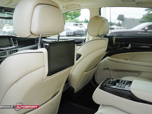 Used 2016 Hyundai Equus Ultimate image 27