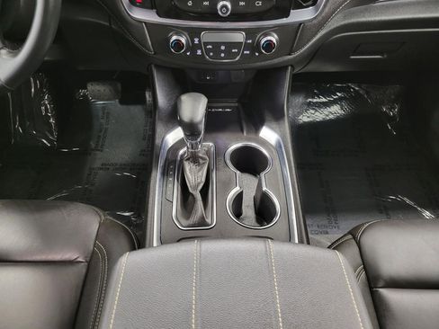 Used 2023 Chevrolet Traverse LT AWD/4WD image 16