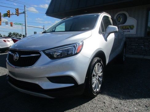 Used 2019 Buick Encore Preferred AWD/4WD image 4