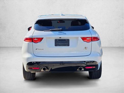 Used 2017 Jaguar F-PACE S image 6